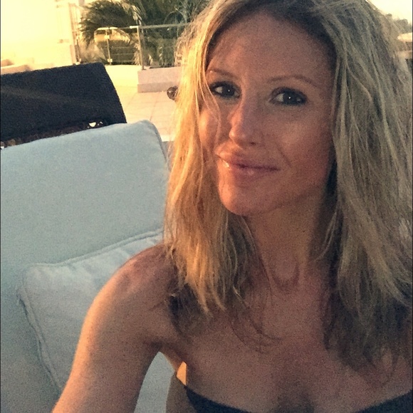 Meet your Posher, Crissy - Picture 1 of 1